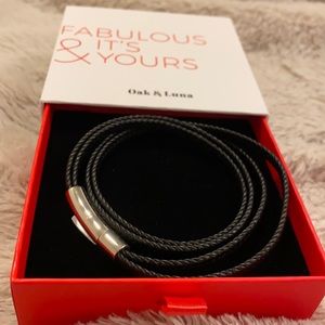 New in box Oak & Luna rope bracelet